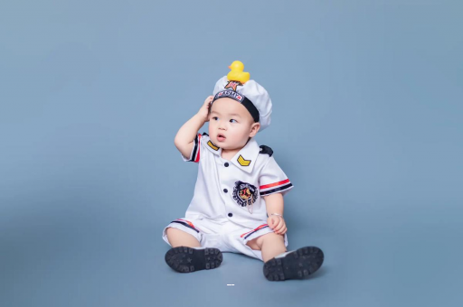 陆丰怀孕肚子饿就想吐